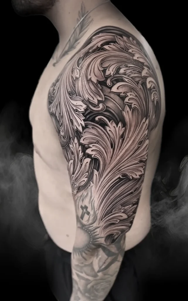 Ornamentální tetování na rameni od Mads Thill v Tetovací studio Magic Tattoo.